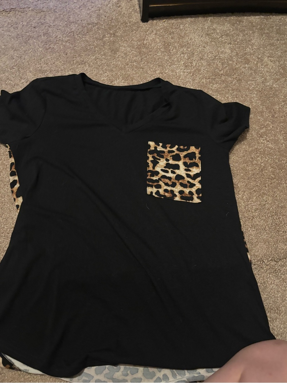 Black Women’s V-Neck Tee with Leopard Pocket